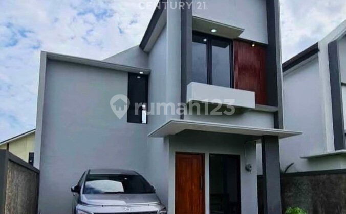 New 2-Story House in Maguwoharjo Suitable for Residence