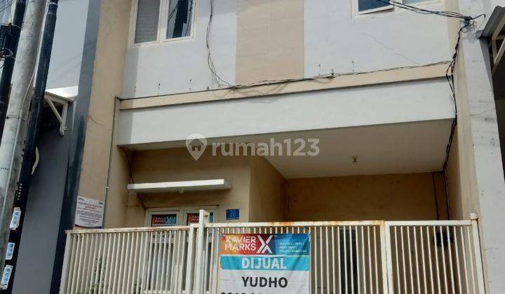 Rumah Kutisari Town House Surabaya 72051 2