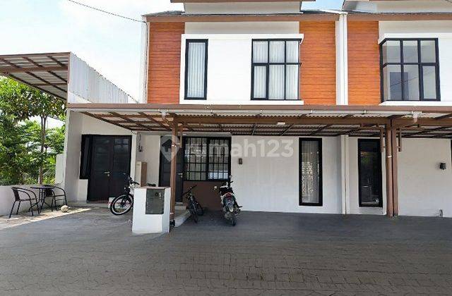 RUMAH BANJARSARI GRESIK 89664 1