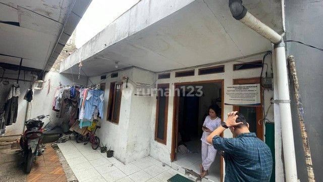 RUMAH YUNUS JAKARTA BARAT 93916 1