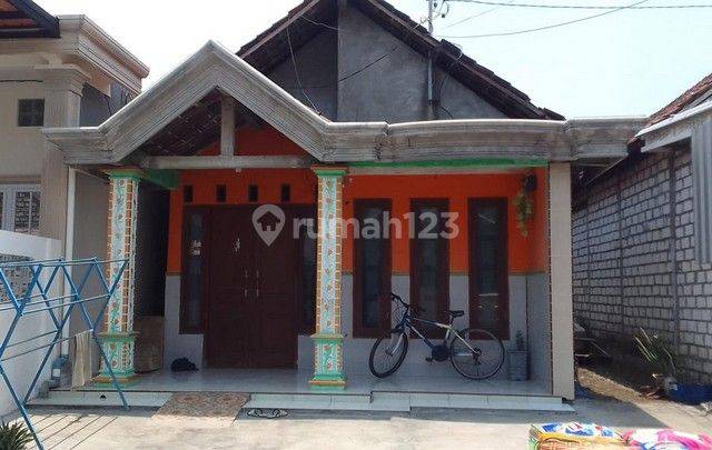 RUMAH MUNGGUGEBANG GRESIK 92722 1