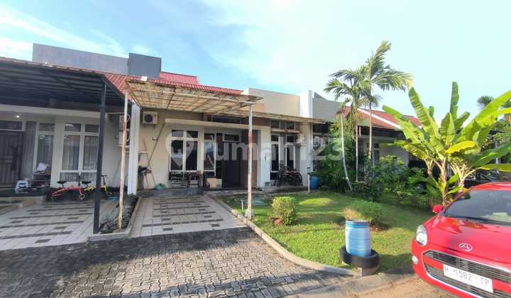 Nice House Unfurnished SHM Graha Padma, Semarang