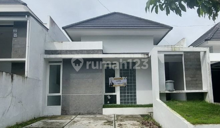 Rumah Baru Siap Huni Bebas Banjir 1