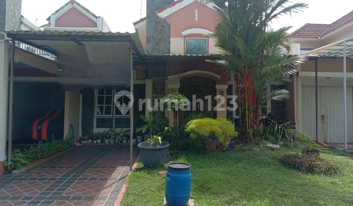 Rumah Bagus SHM di Graha Padma 1