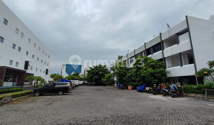 Ruko 3 Lantai Cocok Untuk Usaha di Semarang Tengah 2