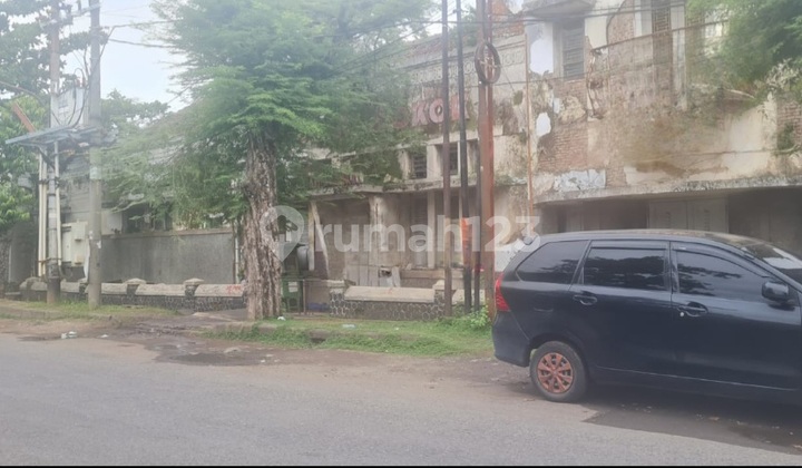 For Sale: Land and Building, Former Cigarette Factory