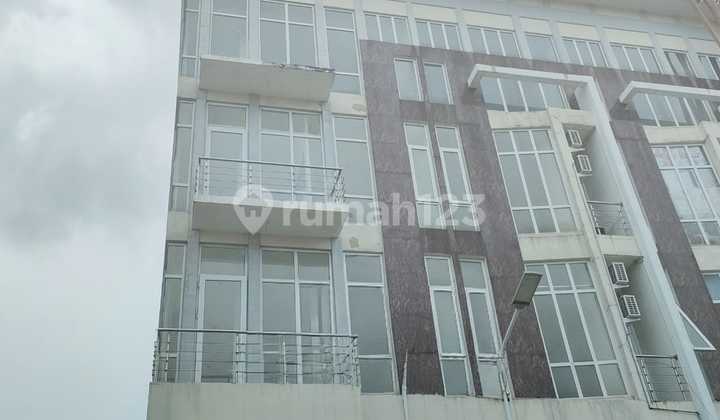 Ruko Premium Siap Pakai untuk Usaha di Bizpark Madukoro 2