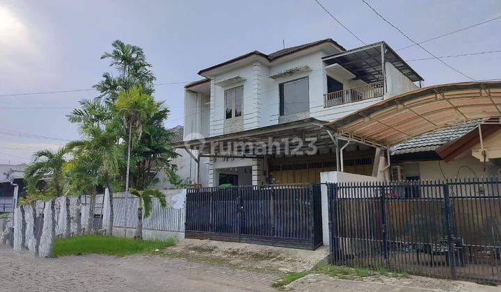 Rumah di Jalan Puri Anjasmoro, Semarang 2 Lantai SHM Selatan  1