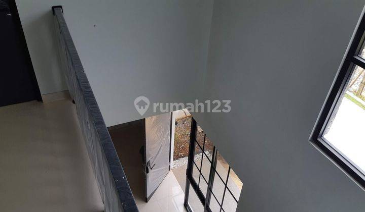 Rumah di Jalan BSB City, Semarang 2 Lantai SHM Barat Daya 2