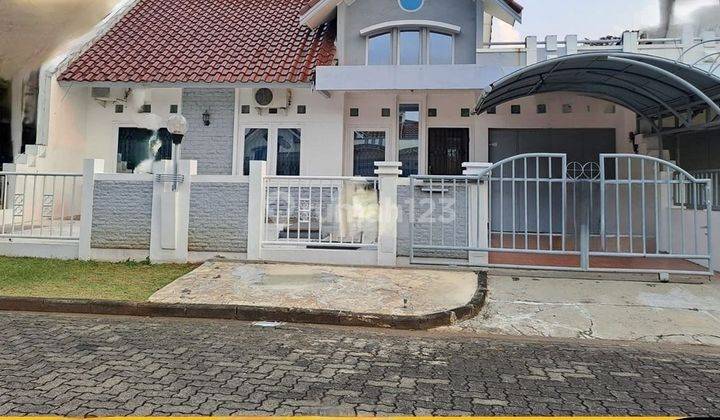 Rumah di Jalan Graha Padma, Semarang 2Lantai SHM Bagus Utara 1