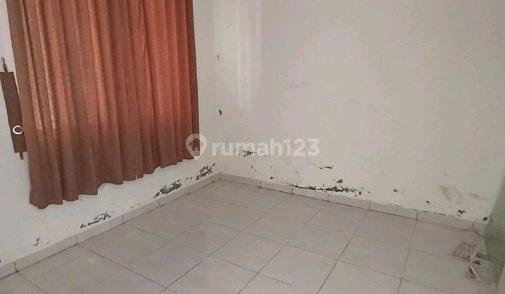 Rumah Semi Furnished Bsb City, Semarang Di Sewa Dekat Danau 2