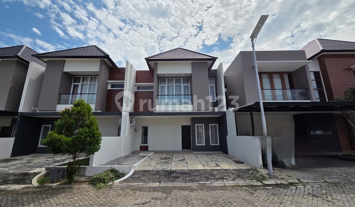 Pearl Regency House SHM Semi Furnished Strategic Cluster 1