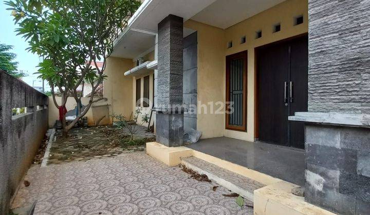 Rumah Di Semarang Tengah, Semarang 2 Lantai Shm Di Jual Bagus  2