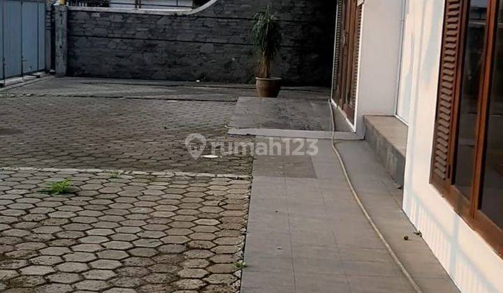 Rumah Besar 2 Lantai di Jalan Sriwijaya Bagus Terawat 2