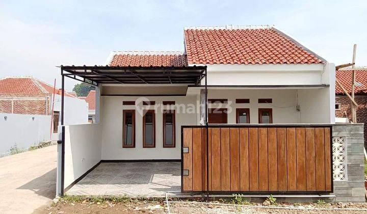 Dijual Cepat Rumah Siap Huni di Cijeruk 3 Menit ke jln Provinsi  1