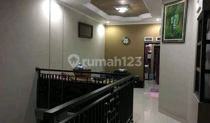 For Sale Nice House Ready to Occupancy Strategic Location Twin Sriwijaya Bkr 2