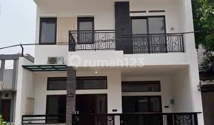 Dijual Rumah 2 Lantai Siap Huni Di Komplek Buahbatu Regency Bandung Baru Beres Renov 1