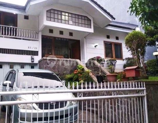 Rumah di Komplek Elit Setra Duta, Bandung Rumah di Komplek Elit Setra Duta, Bandung