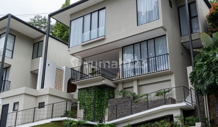 Dijual Cepat Villa Dago Pakar Plus Privat Pool Dijual Cepat Villa Dago Pakar Plus Privat Pool