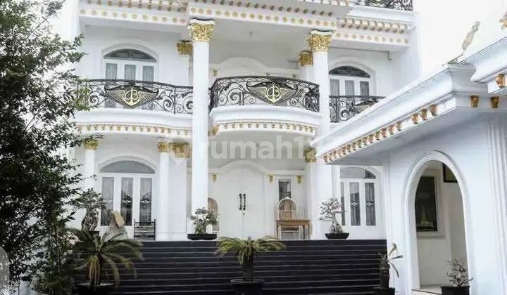 Dijual Cepat Villa Mewah Lembang