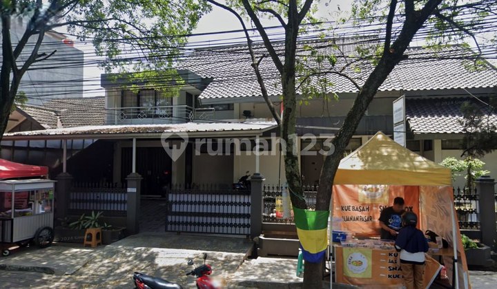 Main Road Antapani House Suitable for Cafe, etc.