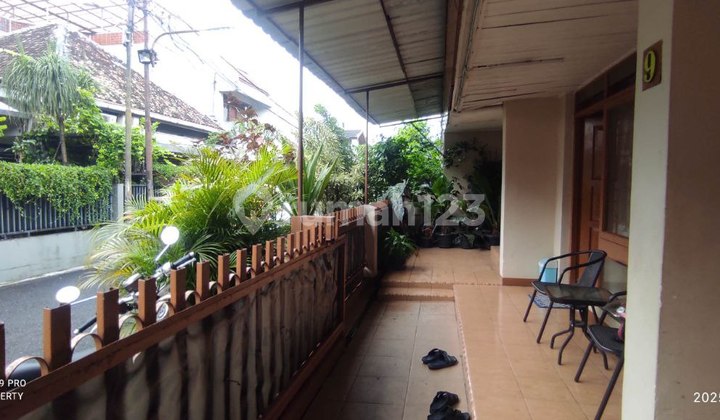 Rumah Lama Terawat Siap Huni Sayap Riau Bandung 
