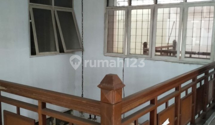Dijual Rumah Bangunan Kokoh Di Dekat Batununggal 2