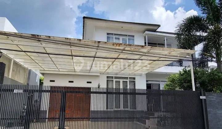 Dijual Rumah Mewah Ada Kolam Renang Gegerkalong Setiabudi Bandung Utara Dijual Rumah Mewah Ada Kolam Renang Gegerkalong Setiabudi Bandung Utara