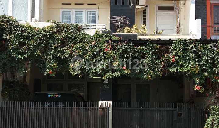 For Sale: Move-In Ready House in Antapani, 3-Car Road Access