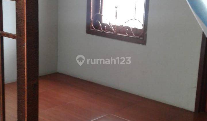 Dijual Rumah Dalam Cluster Kondisi Bagus di Grandwisata 2