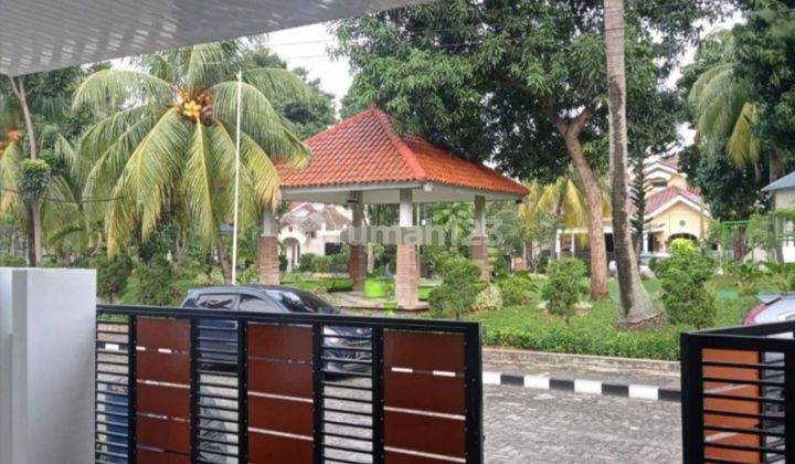 Rumah Hook Sebrang Grand Galaxy Park 2 Lantai 2