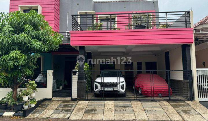 Rumah Bagus 5 Kamar 2 Lantai Jatirahayu SHM  1