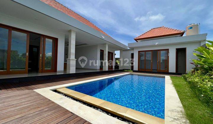 Brand new unfurnished 3 bedroom villa with building permit (IMB/PBG) in Kerobokan on a generous plot of land in a quite gang for longterm rental 2