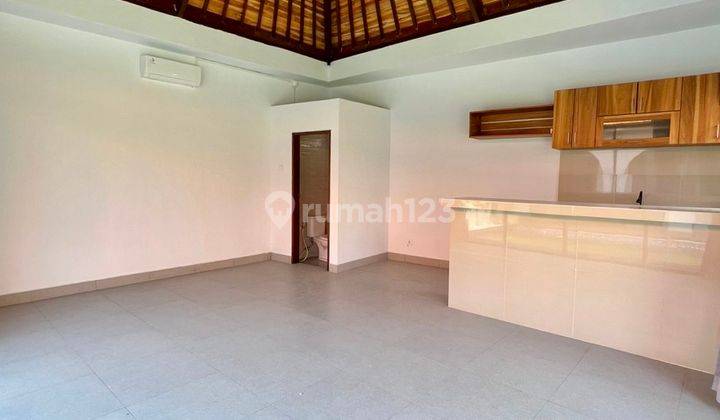 New Semi furnished 2 Bedroom Villa In Seseh With A Fully Enclosed Living Area Just 6 Minutes From The Beach 2