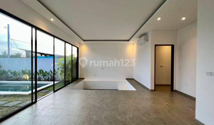 Brand New Fully Furnished 2 Bedroom Villa With Fully Enclosed Living Room And All Bedrooms Connecting In Seseh Just 3 Minutes To The Beach 1