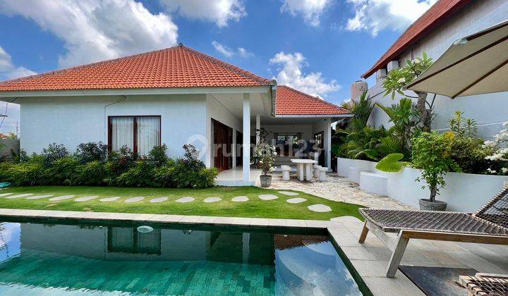 Fully Furnished 2 Bedroom Villa In Seseh Sitting On Spacious Plot Of Land 2,7are Just 3 Minutes 500m To The Beach 2