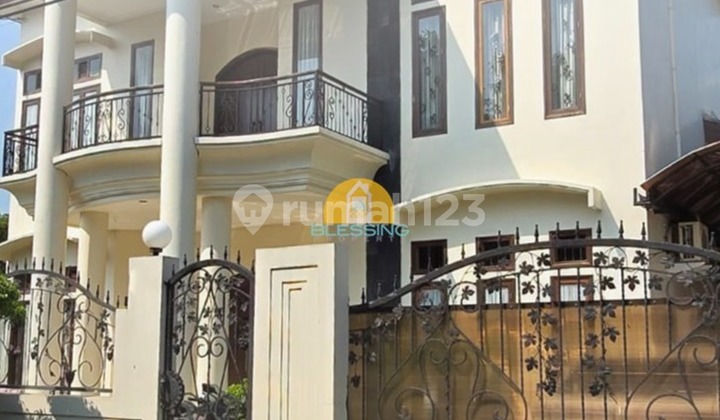 Strategic Premium Ready-to-Live Excellent House on Bulusan Street 1