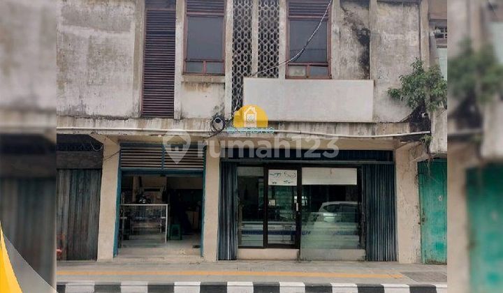 For Sale Commercial Space in City Center, Prime Trading Location 1