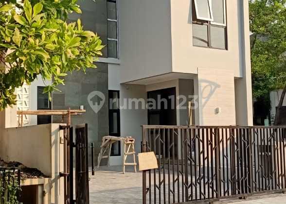 Rumah Eksklusif Siap Huni Strategis di Candigolf Semarang 2