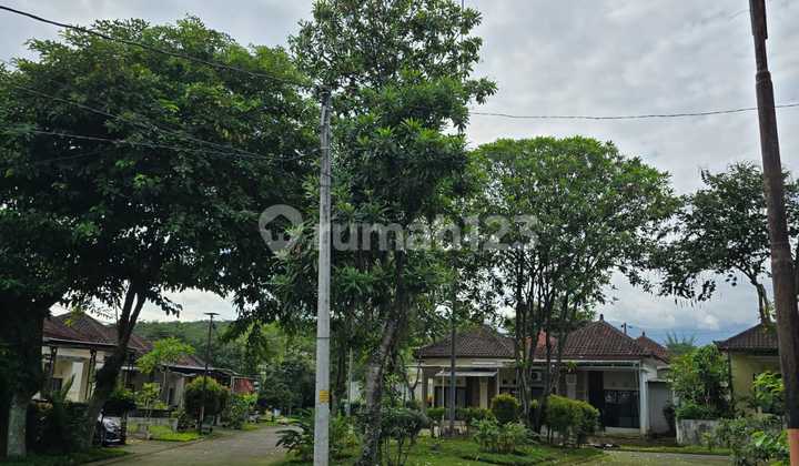 Rumah Strategis Siap Huni di Teras Bali Mijen 2