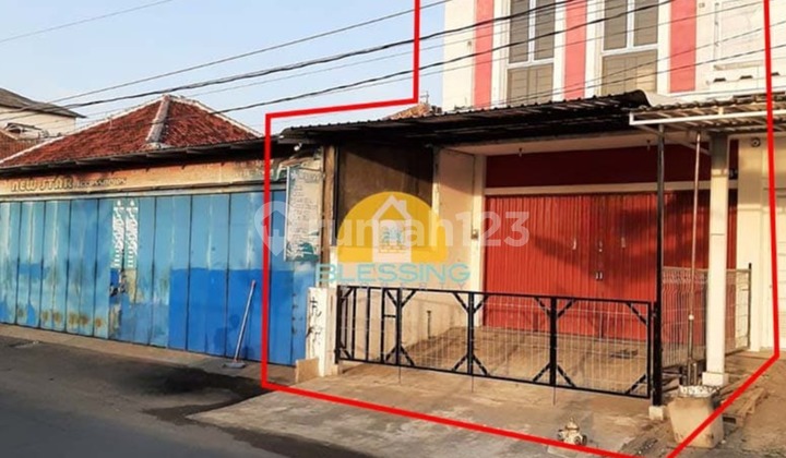 Ruko Eksklusif 2 Lantai Siap Pakai di Jalan Barito 1