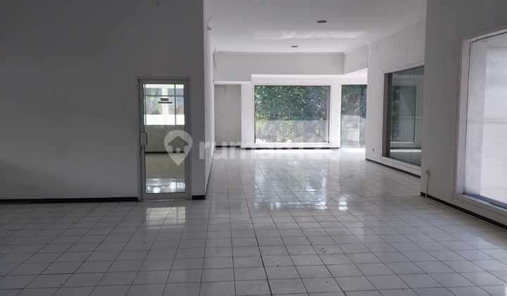 Bangunan Strategis Siap Pakai Bagus di Jalan DI Pajaitan 2