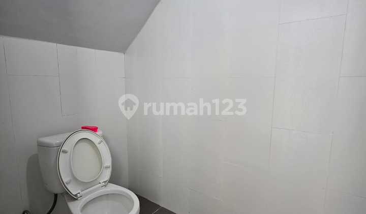 Rumah Strategis Cluster Premium Siap Huni di Naraya Bsb 2