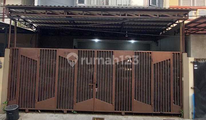 Rumah Bagus 3 Lantai Shm Kebon Jeruk