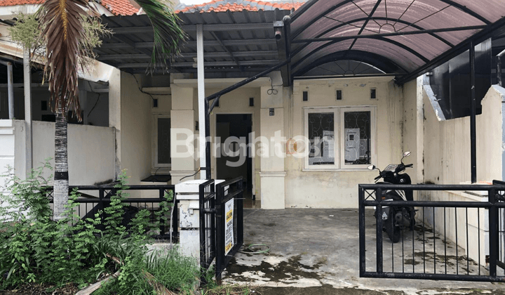 RUMAH SIAP HUNI DI DAERAH MEDOKAN AYU 1