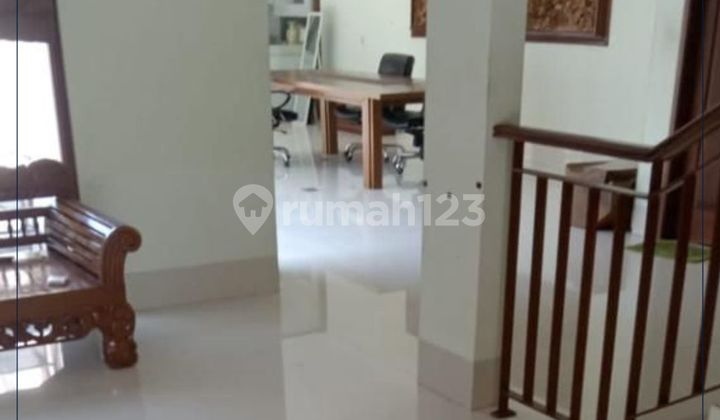 Rumah Kebayoran Jual / Sewa Nyaman Ada Kolam Renang 2