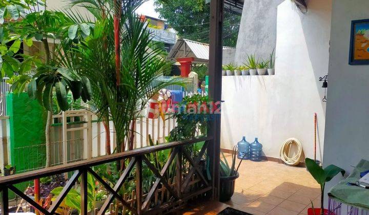 Rumah Cantik Asri Siap Tinggal  & bisa untuk buat kost2 an Tanjung Duren  1