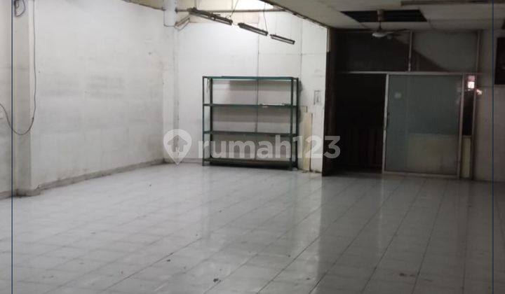 Shop House for Rent at Jembatan Lima, Strategic Location, Ready for Business Shop House for Rent at Jembatan Lima, Strategic Location, Ready for Business