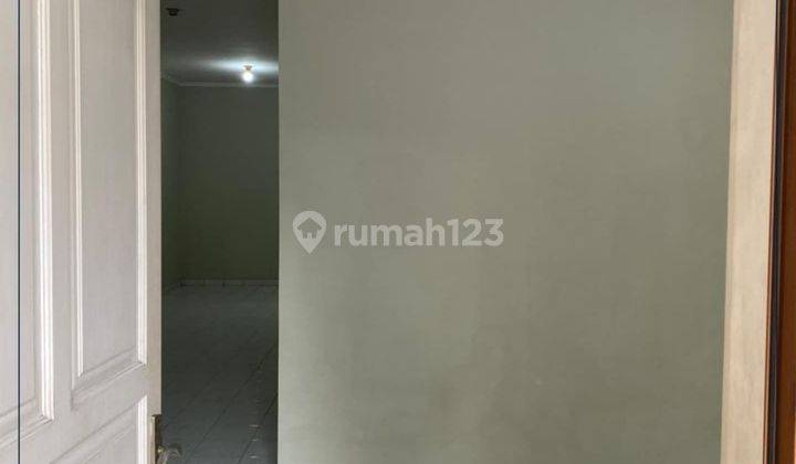 Dijual Rumah Taman Cosmos Bagus 2 Lantai Siap Huni 2