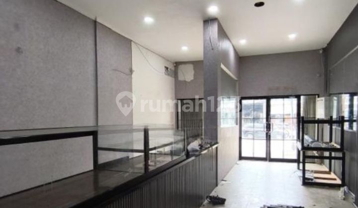 Ruko for Rent in Taman Ratu, Strategic Location, Ready for Business 2
